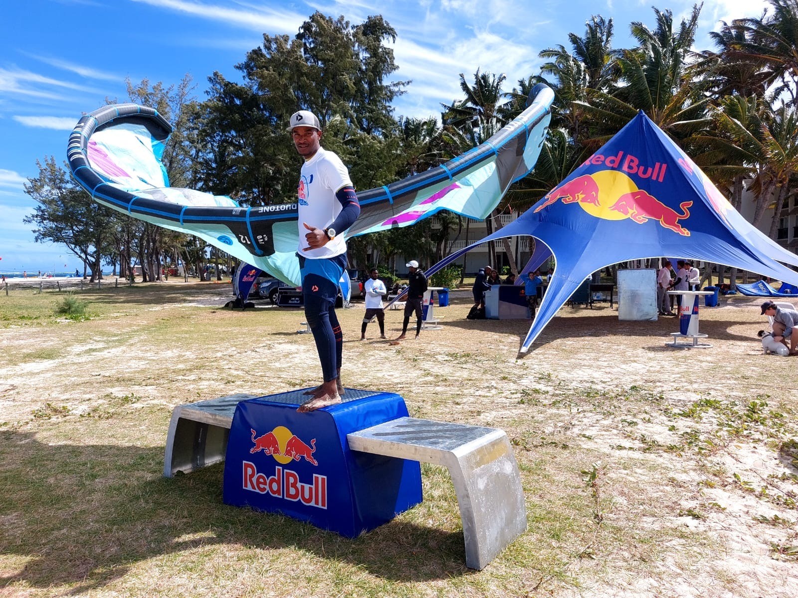 notre champion moniteur kitesurf rodrigues