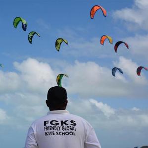 Friendly Global Kite School